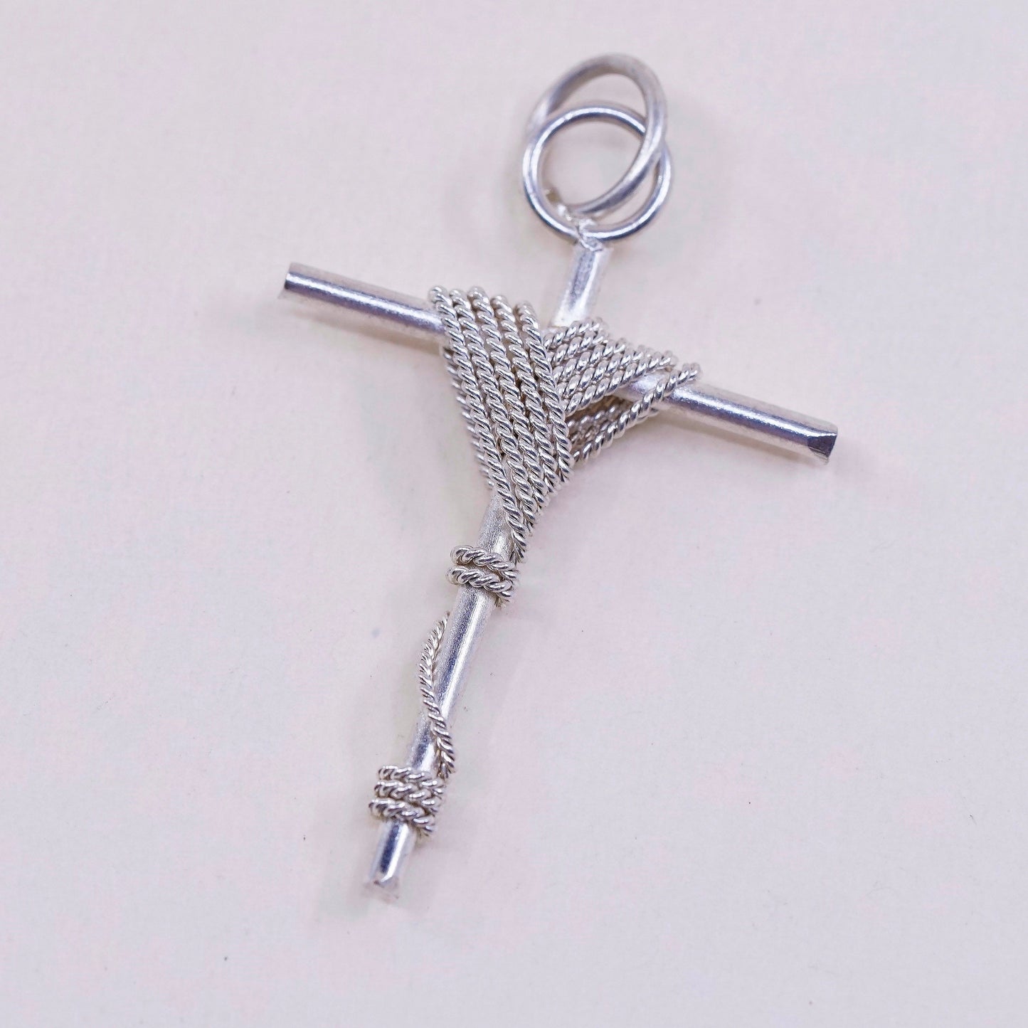 Vintage handmade Sterling silver filigree pendant, 925 cross, stamped 925