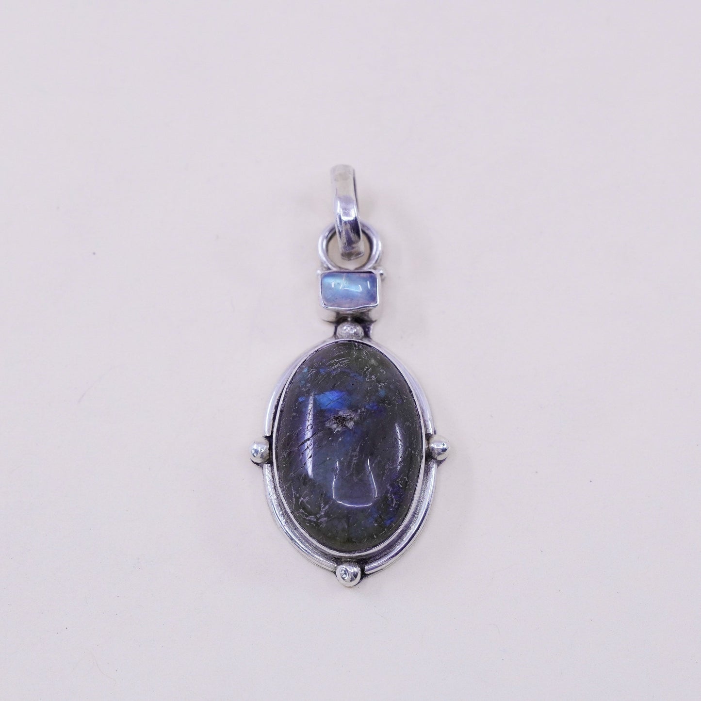 Vintage Sterling 925 silver handmade pendant w/ moonstone and oval labradorite