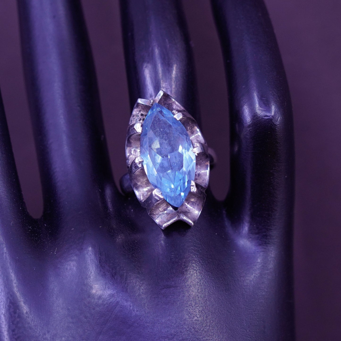 Size 7.25, Vintage Sterling 925 silver handmade flower crown ring blue quartz