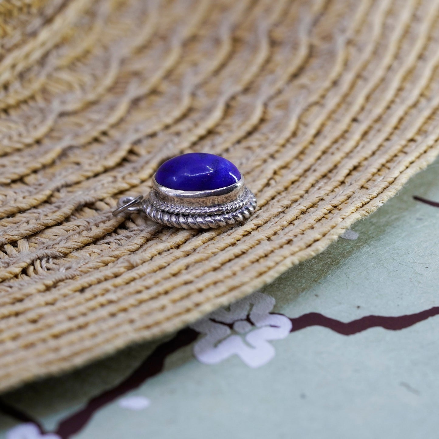 Vintage Sterling 925 silver handmade charm pendant with lapis lazuli and cable