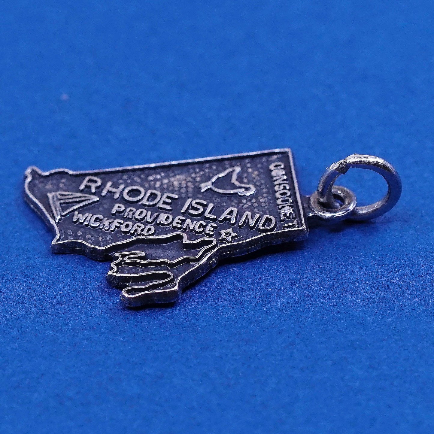 vtg sterling silver handmade pendant, 925 Rhode Island state tag charm