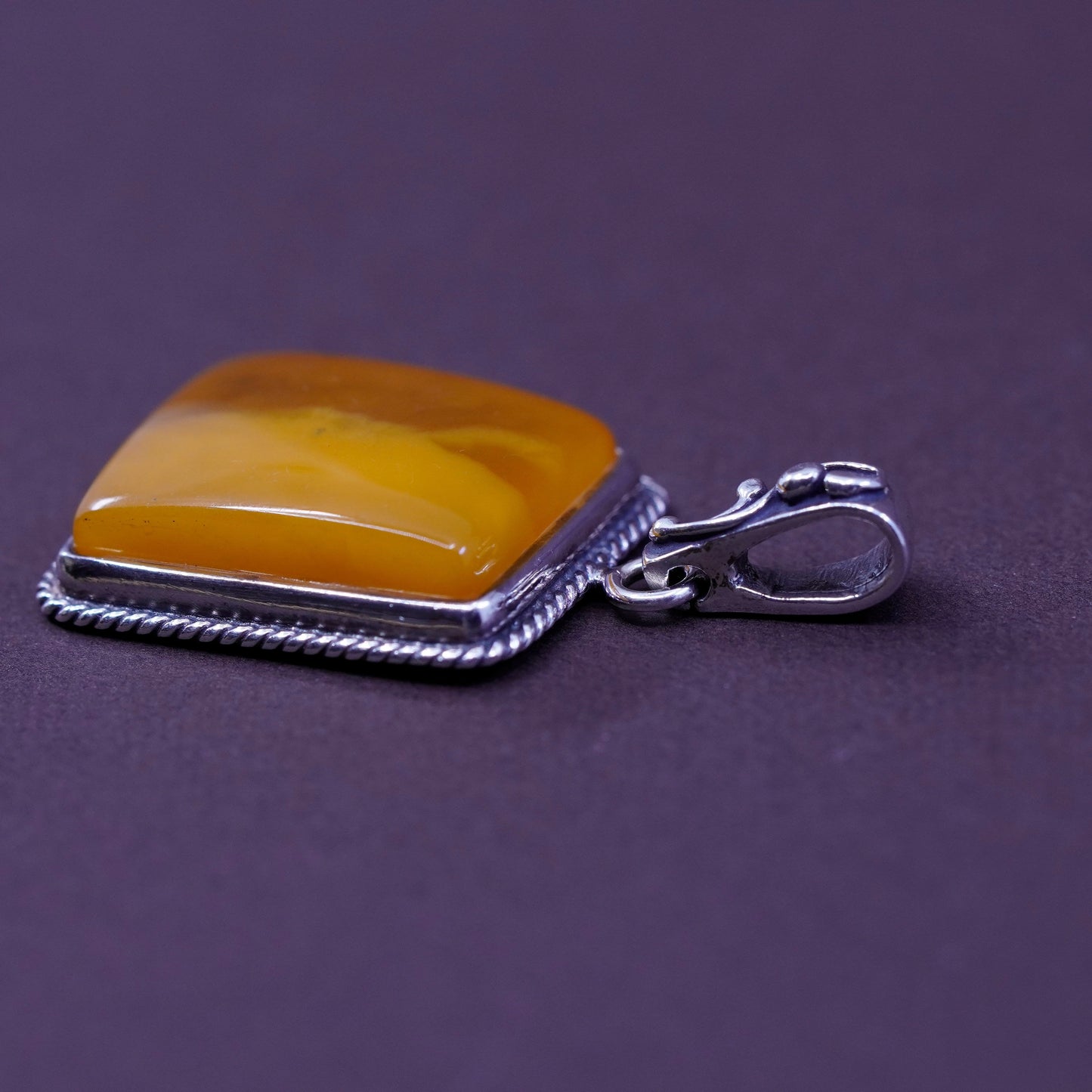 Vintage mexico Sterling 925 silver handmade pendant with Amber and cable