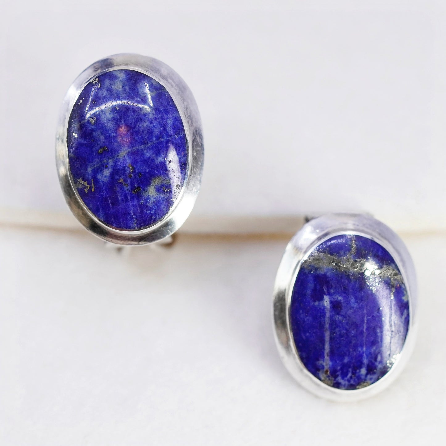 Vintage Sterling 925 silver handmade earrings, clip on with lapis lazuli