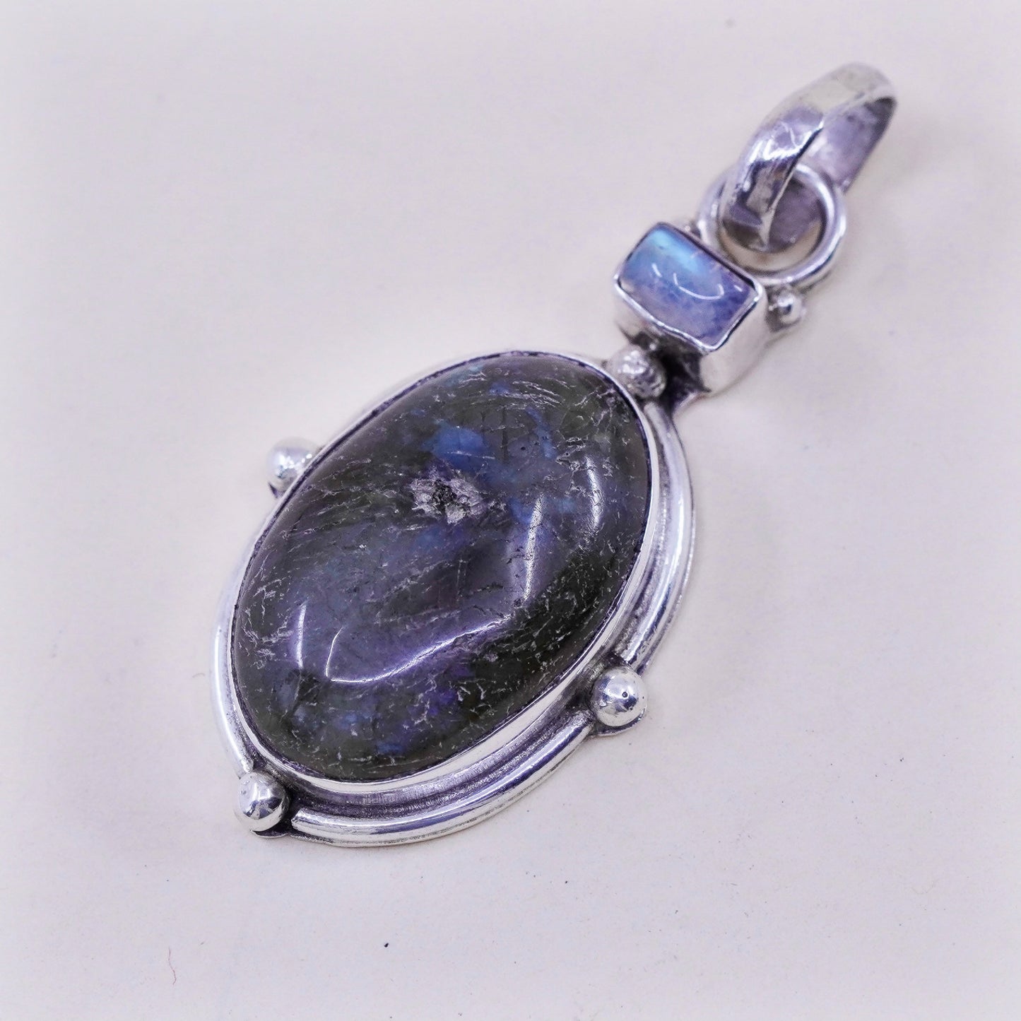 Vintage Sterling 925 silver handmade pendant w/ moonstone and oval labradorite