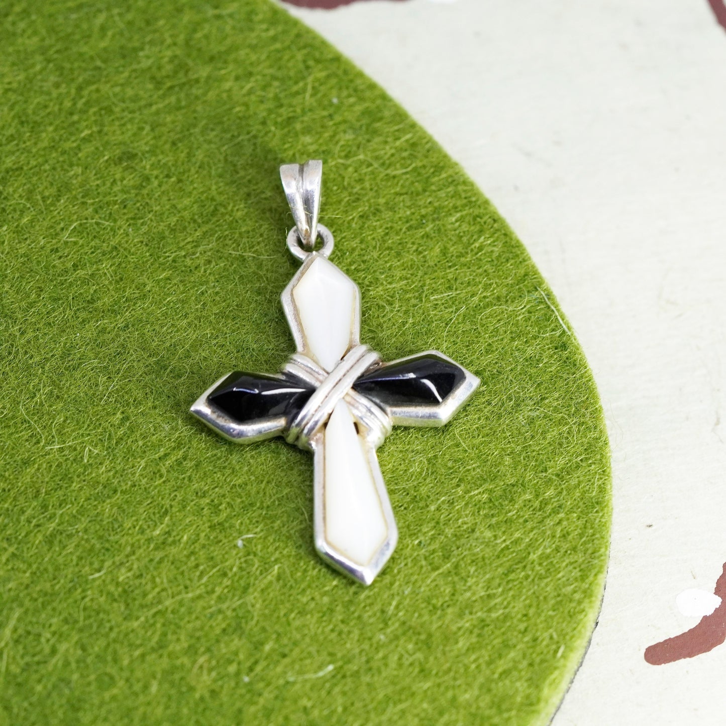 Vintage Sterling 925 silver handmade cross pendant with moonstone and onyx