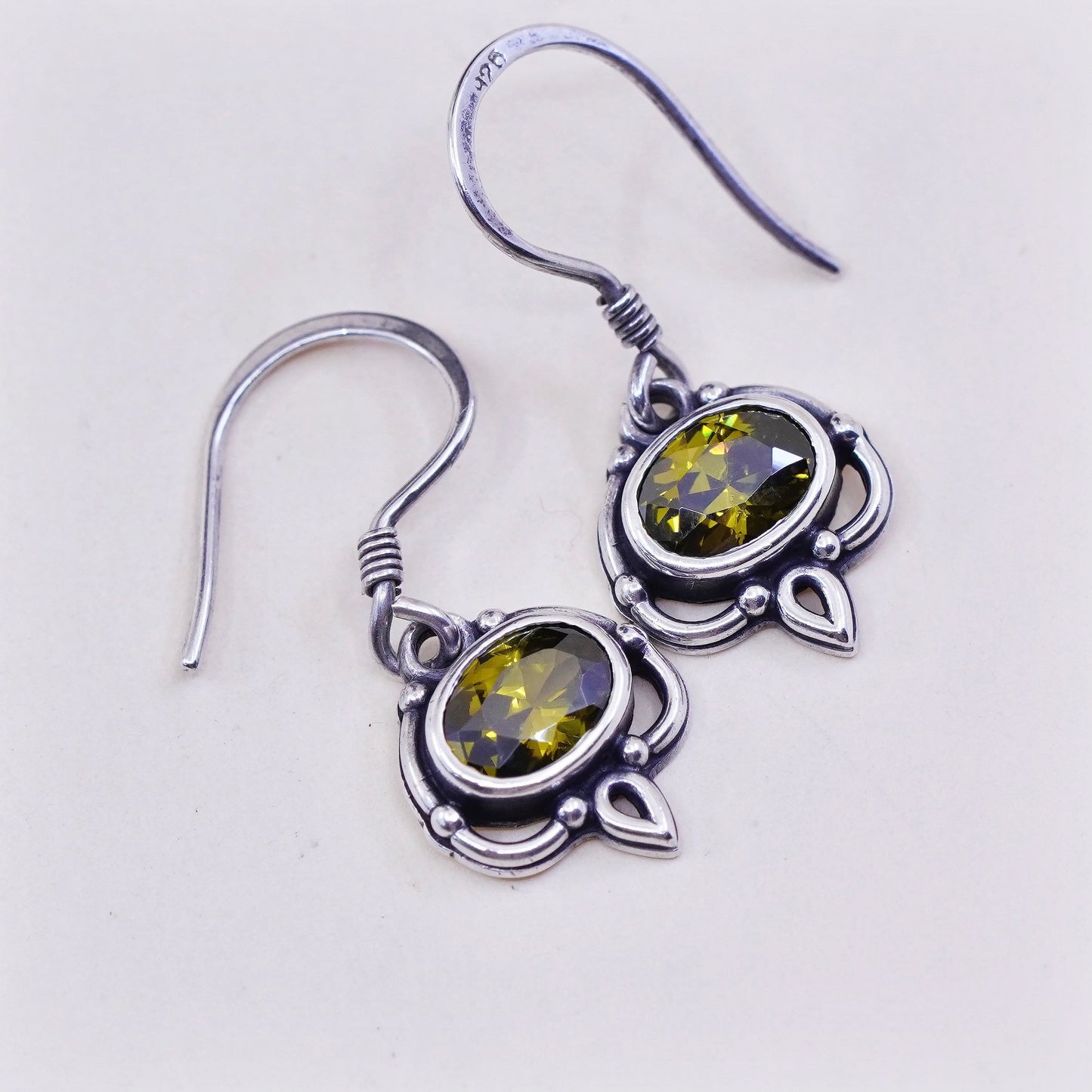 Vintage handmade sterling 925 silver olive green crystal earrings with beads