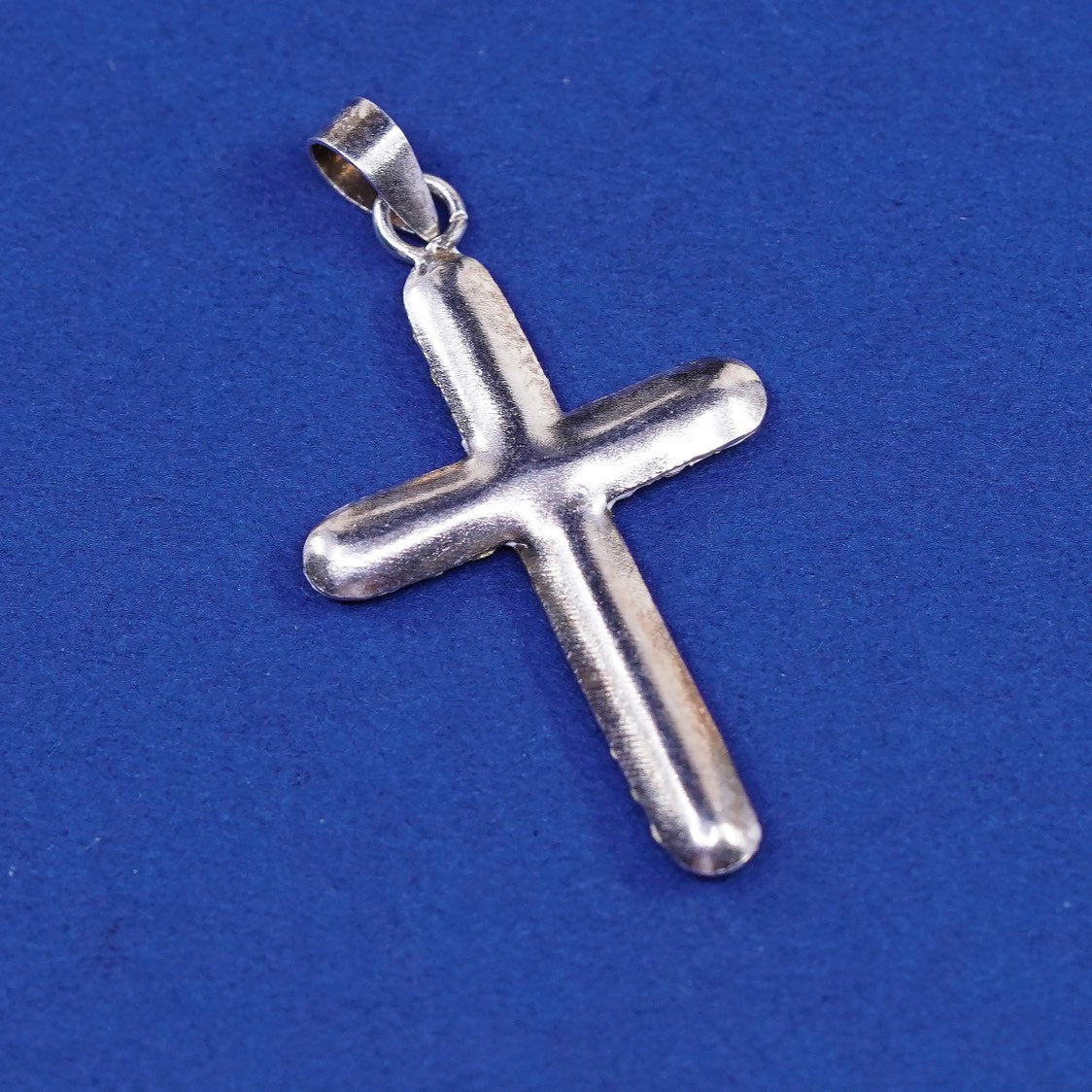 vtg Sterling silver handmade pendant, 925 cross w/ crystal, stamped 925