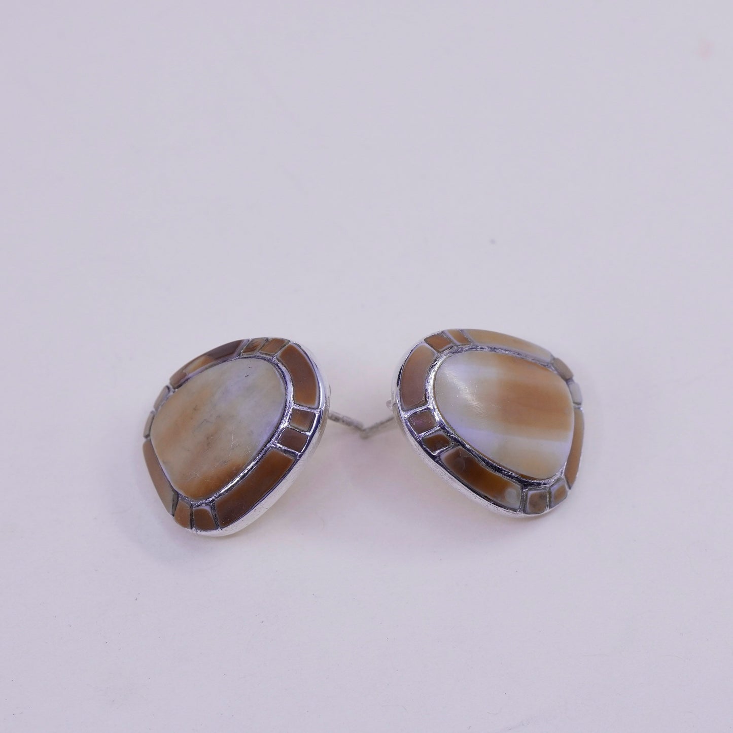 Vintage peyote bird sterling 925 silver handmade studs earrings with shell