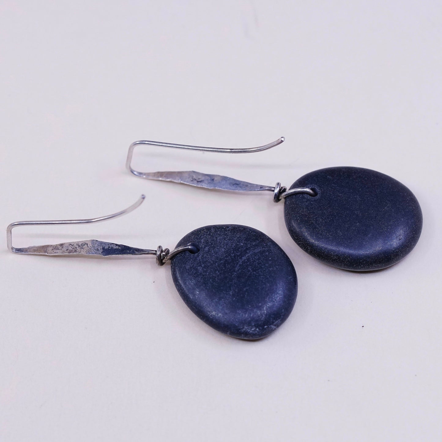 vtg sterling silver handmade earrings, 925 w/ pebble stone Dangles