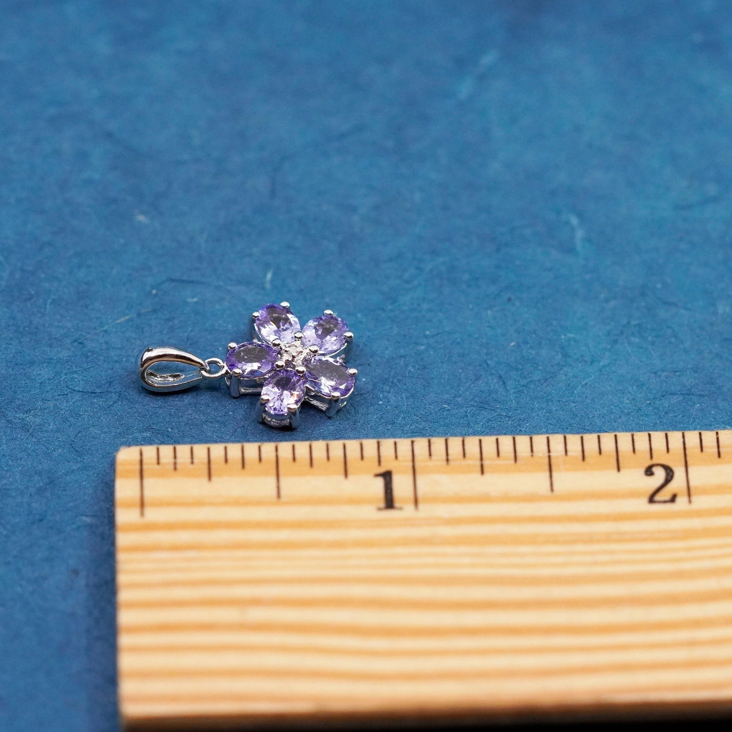 Vintage Sterling silver handmade pendant, 925 flower with amethyst