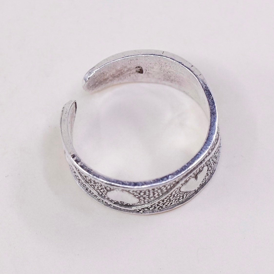 sz 2, sterling silver handmade heart ring, Mexico 925 open end band