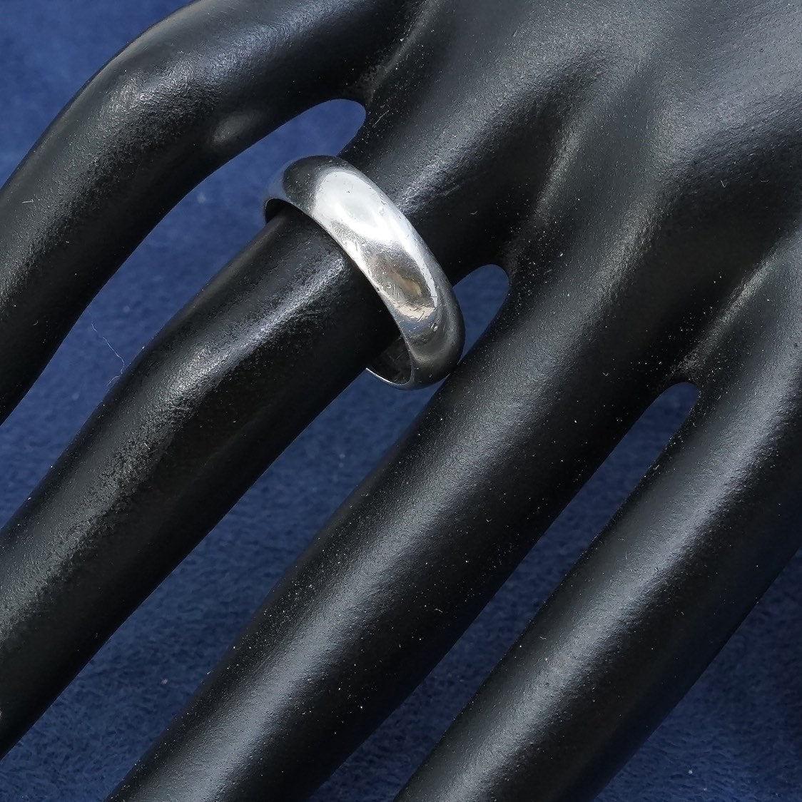 sz 7.75, vtg Sterling silver handmade ring, 925 wedding band, stamped 925