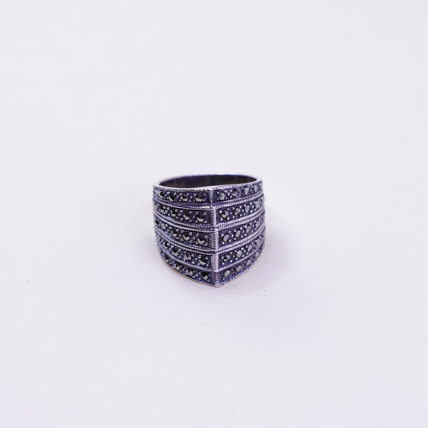 Size 6.75, Vintage Sterling silver handmade ring, 925 ribbed band w/ Marcasite