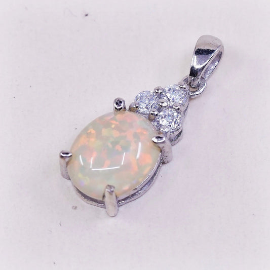 VTG Sterling silver handmade pendant, solid 925 silver with opal