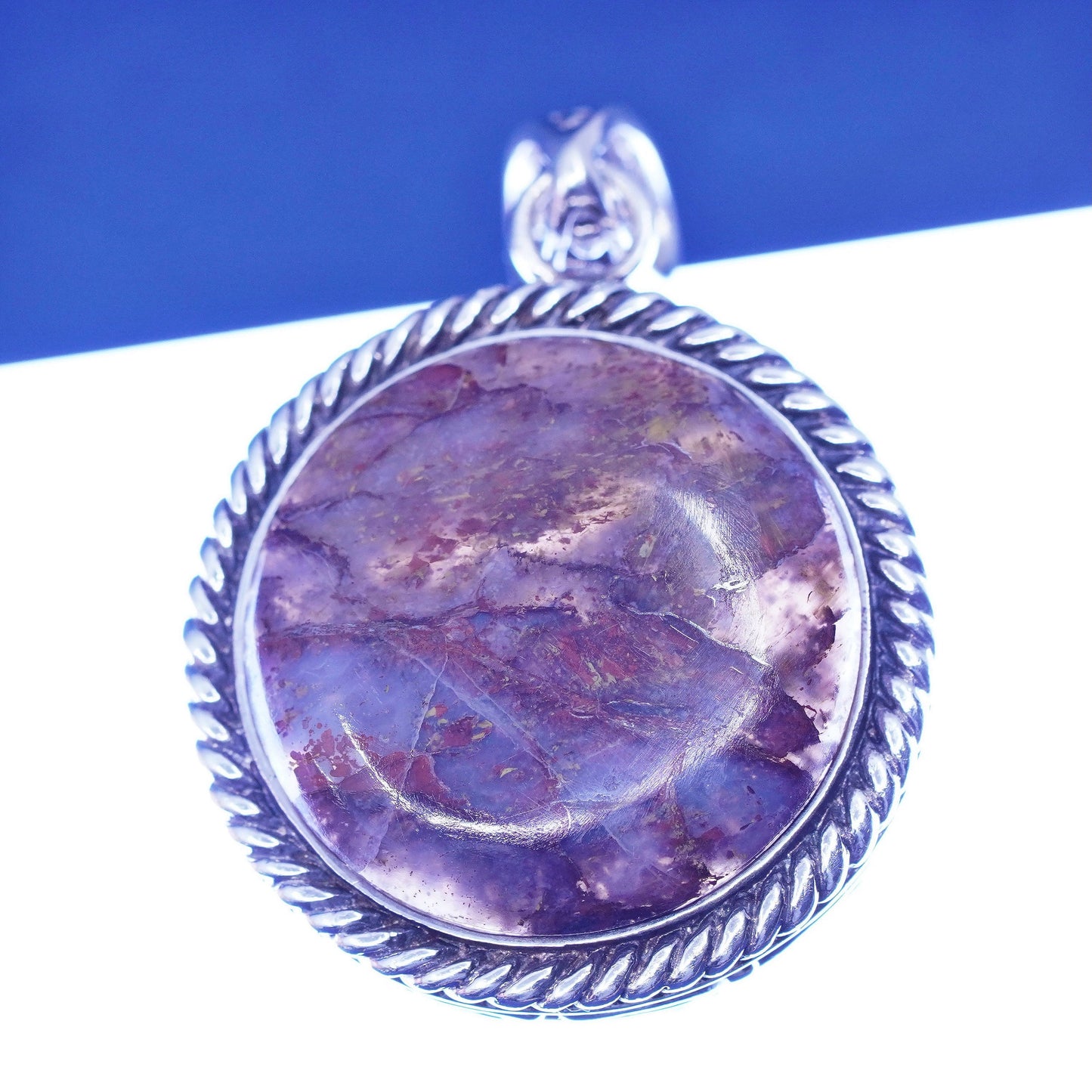 Vintage NK sterling 925 silver handmade pendant round red agate filigree base