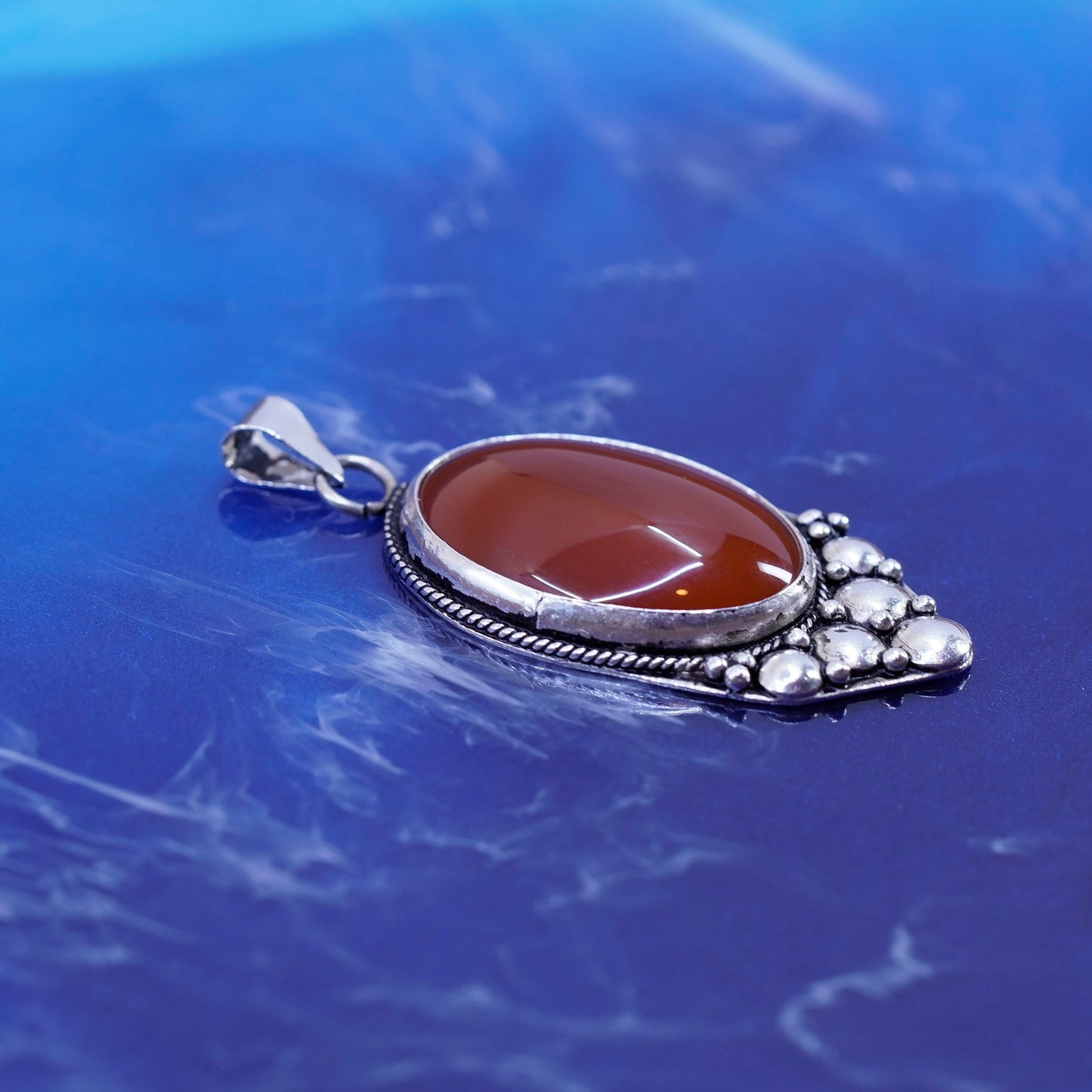 Vintage sterling 925 silver handmade pendant with oval carnelian and beads