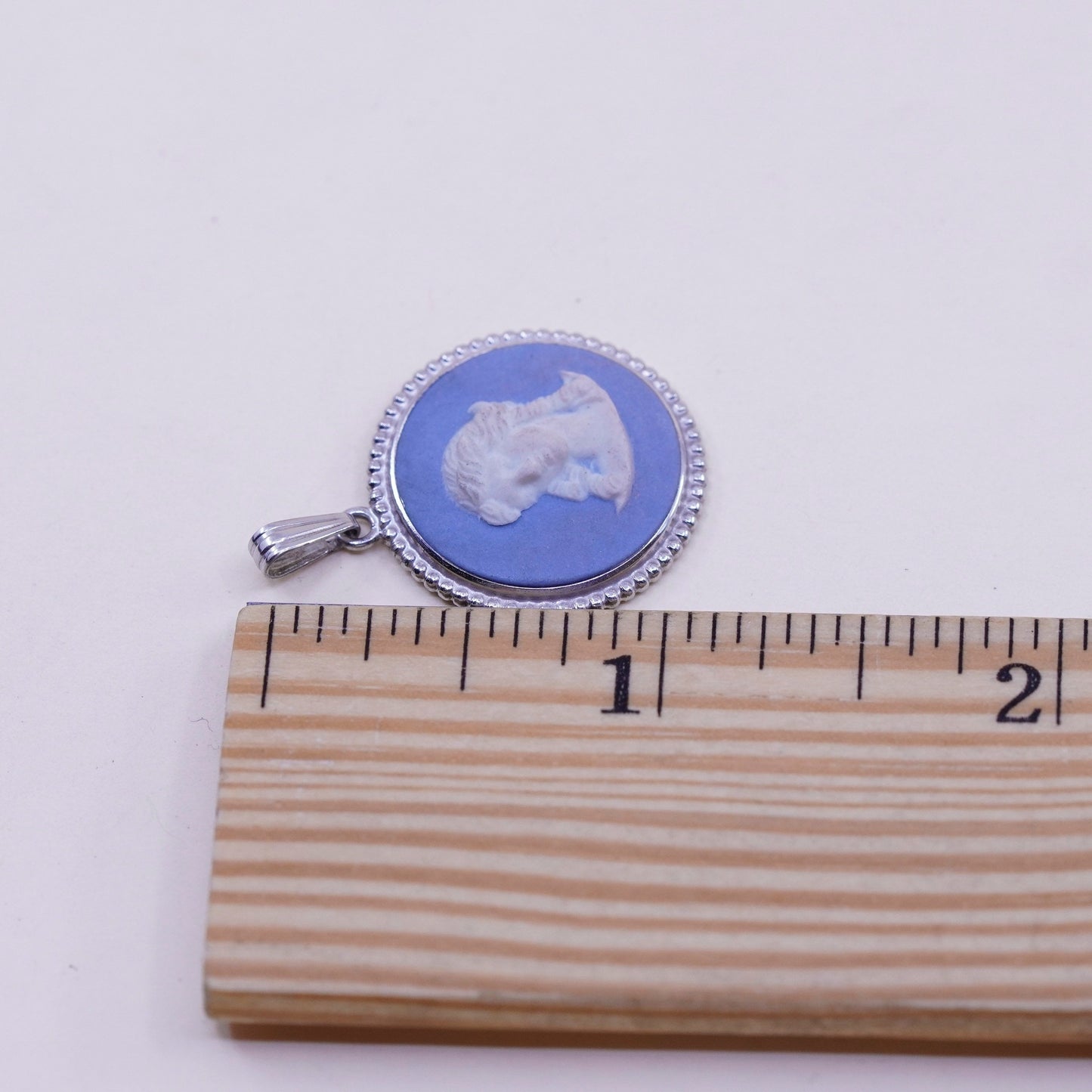 Wedgwood England Sterling silver pendant, 925 circle blue cameo carnelian girl