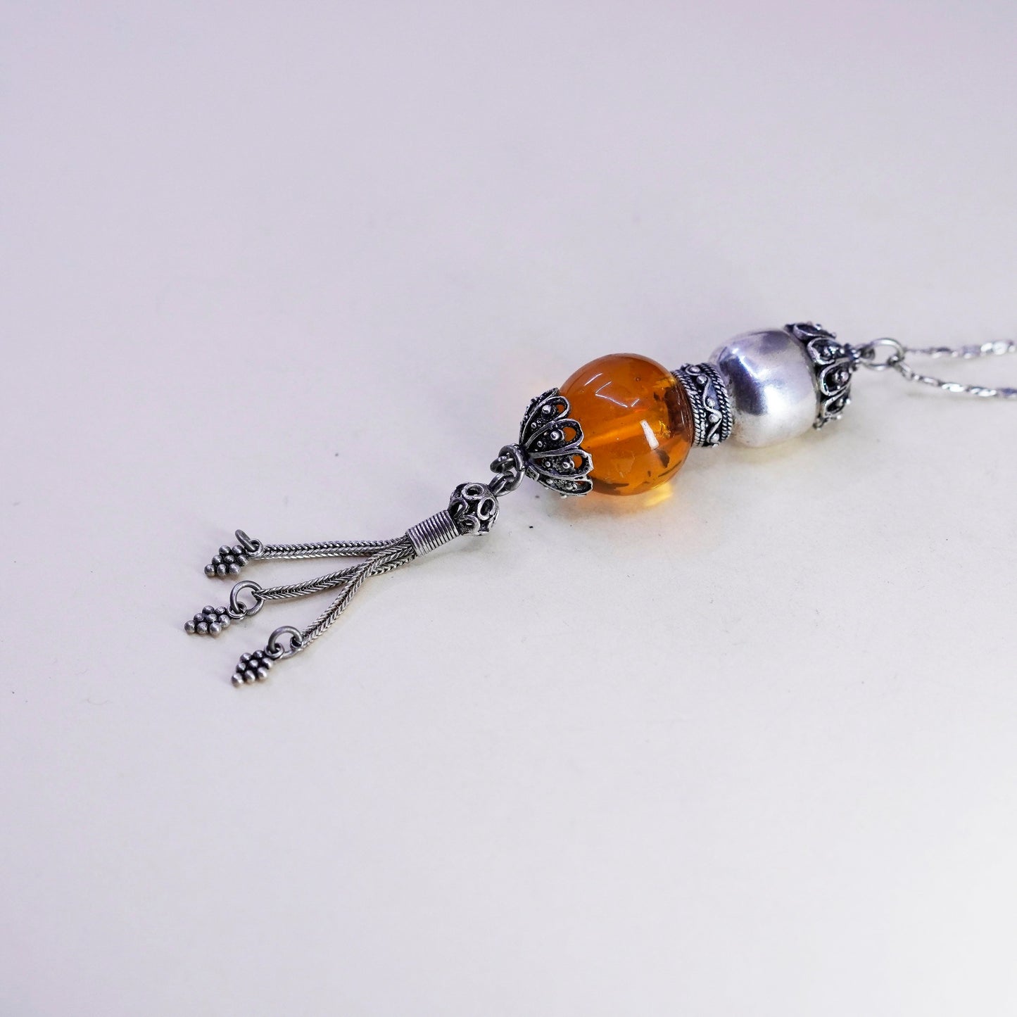 18”, Vintage Sterling 925 silver handmade necklace with amber bead pendant