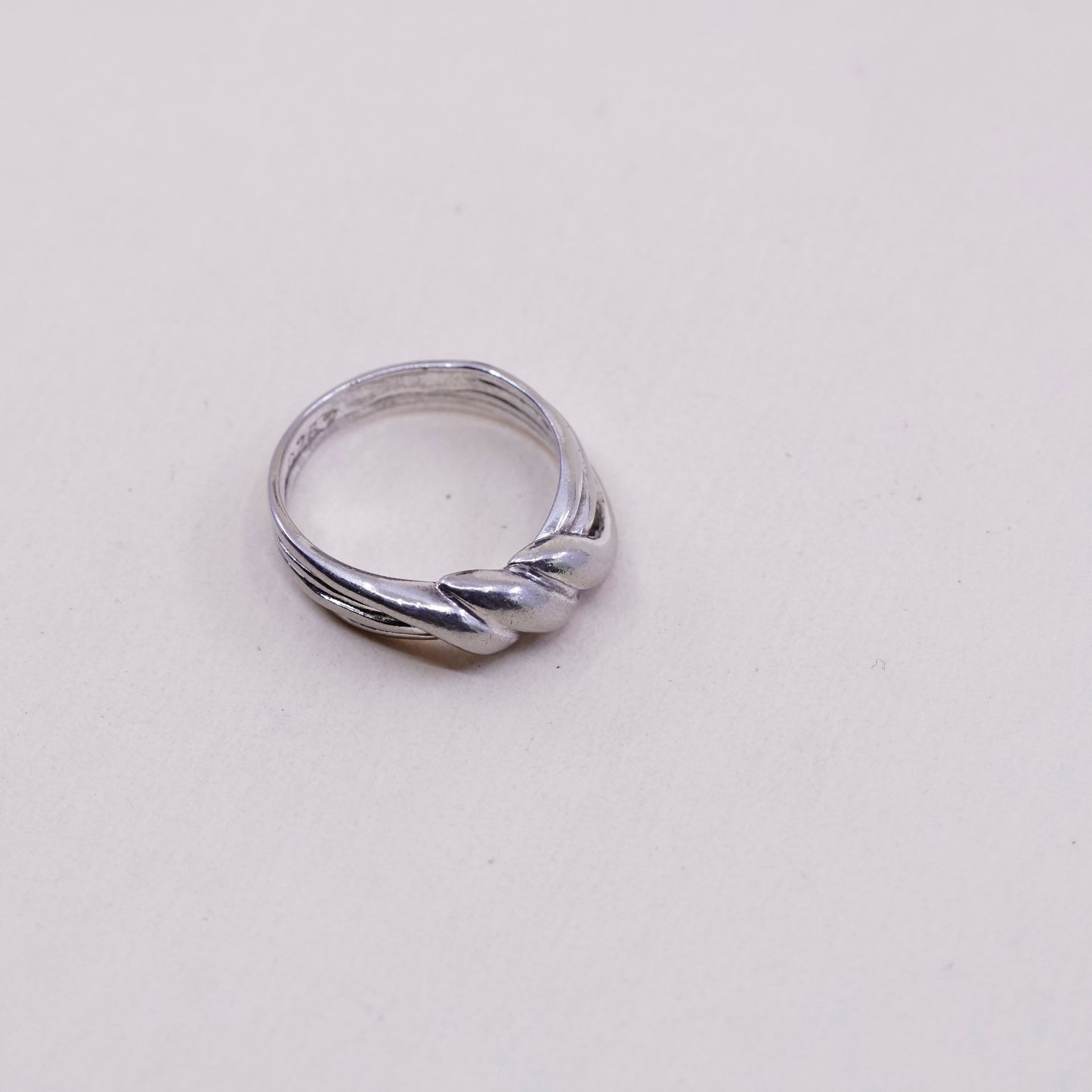 vtg 6.5, sterling silver handmade ring, modern Mexico 925 ribbed wavy band