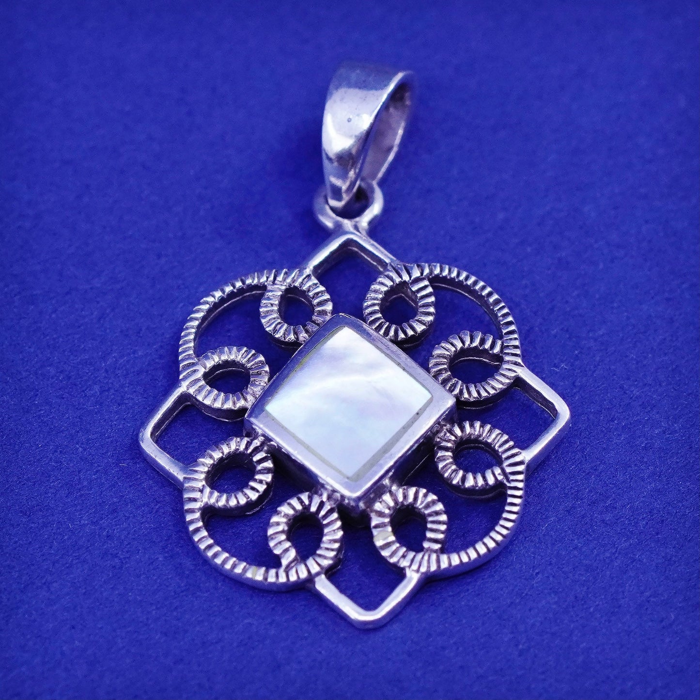 Vintage Sterling 925 silver handmade filigree pendant with mother of pearl