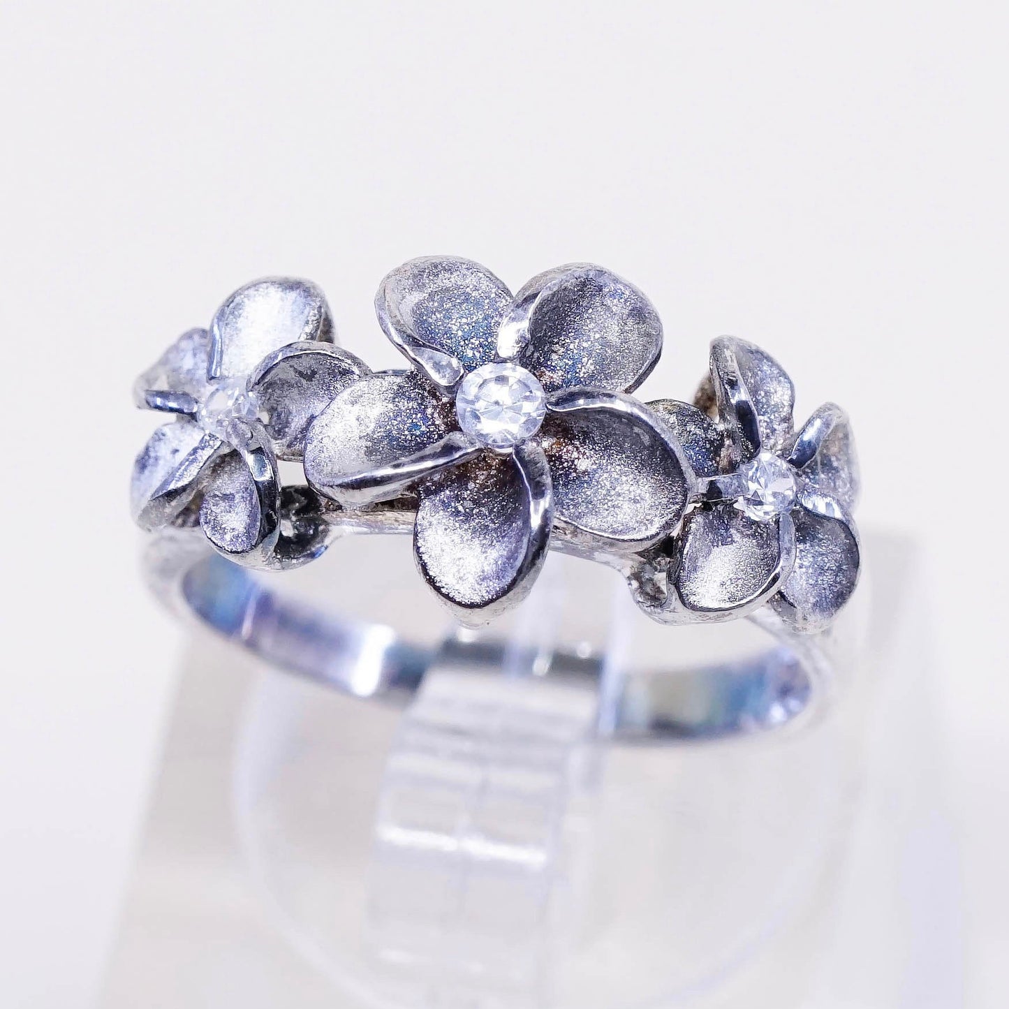 sz 6, vtg sterling silver plumeria flower with crystal ring, 925 silver ring