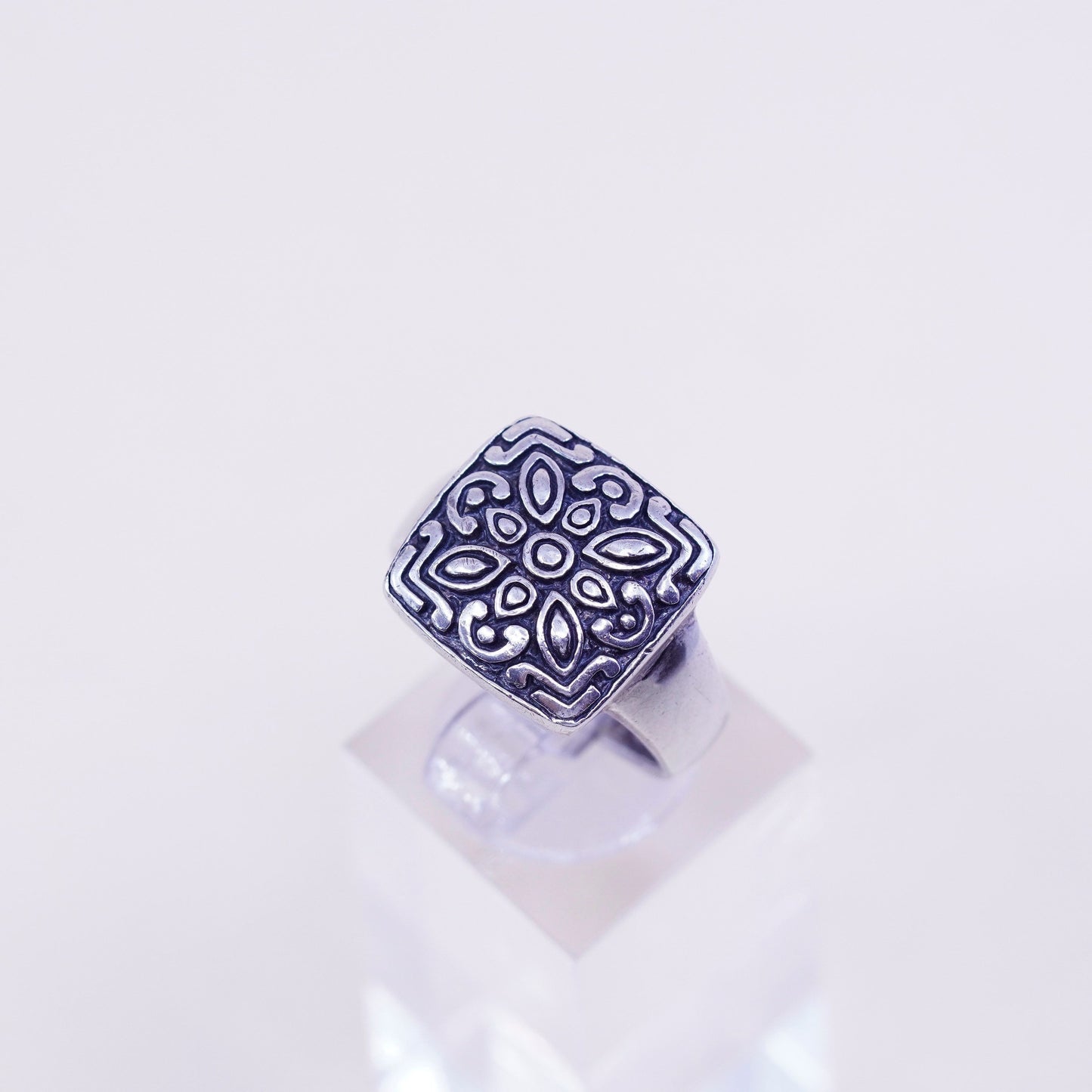 Size 8, vintage sterling 925 silver handmade bali statement ring