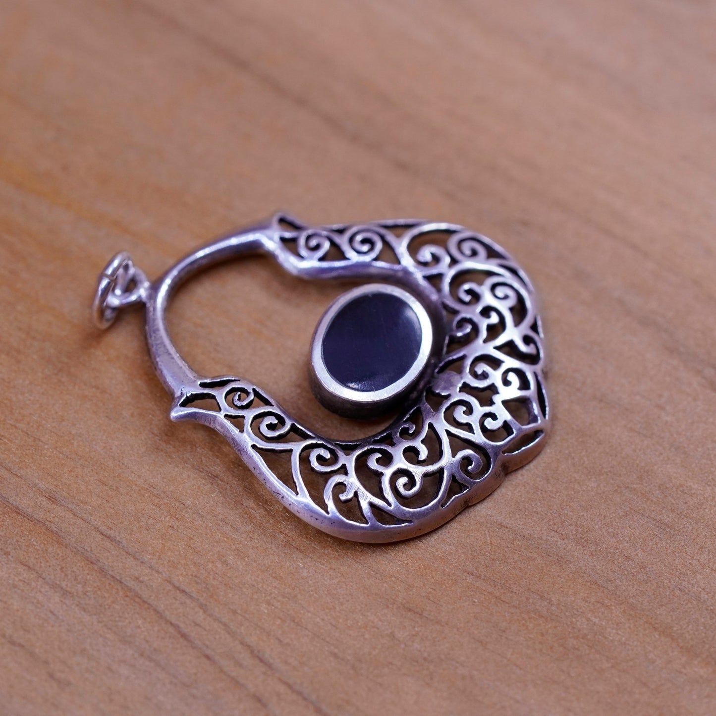 Vintage Sterling 925 silver handmade pendant with obsidian and filigree