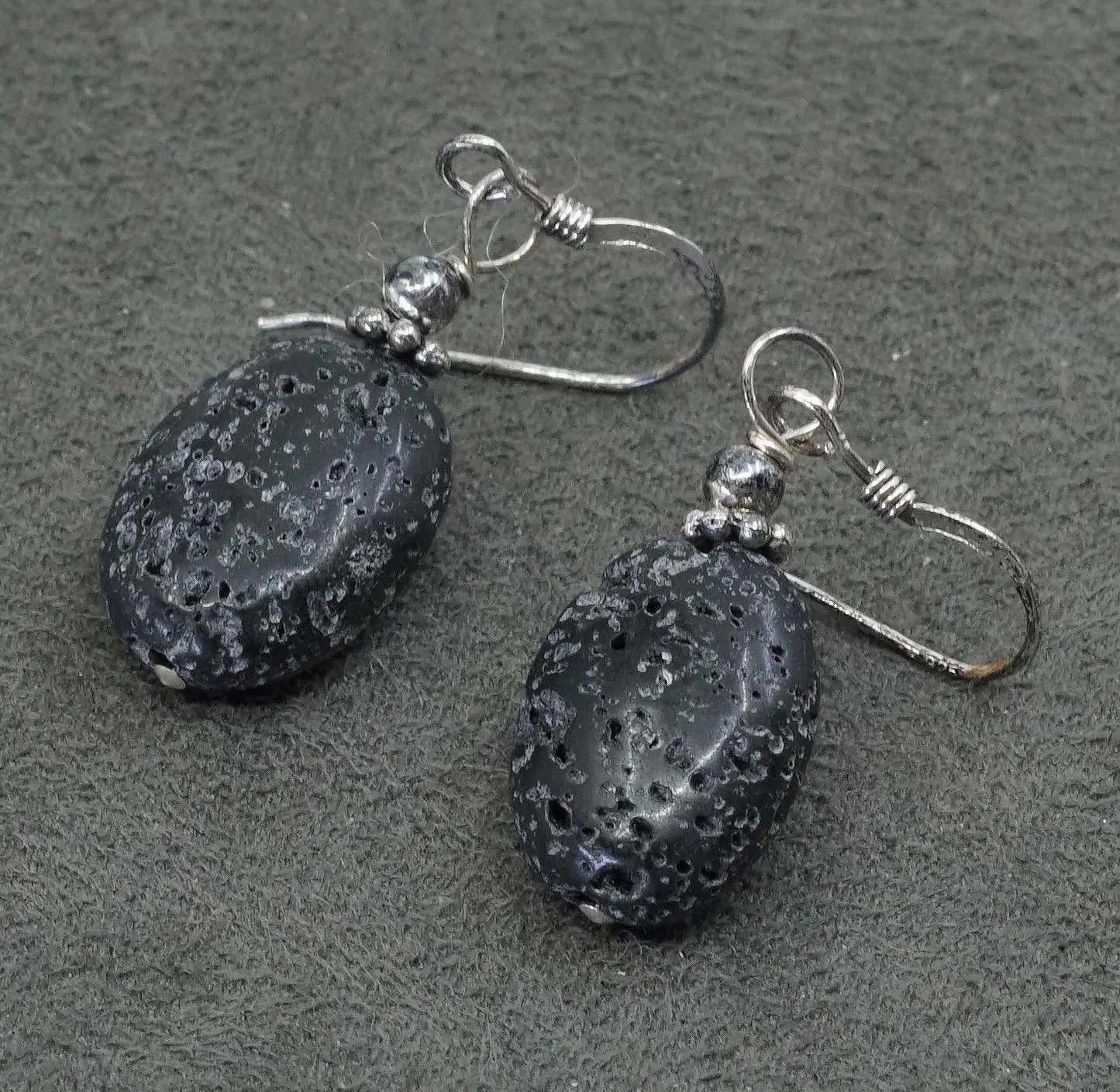 vtg Sterling silver handmade earrings, 925 w/ black volcano rock dangles