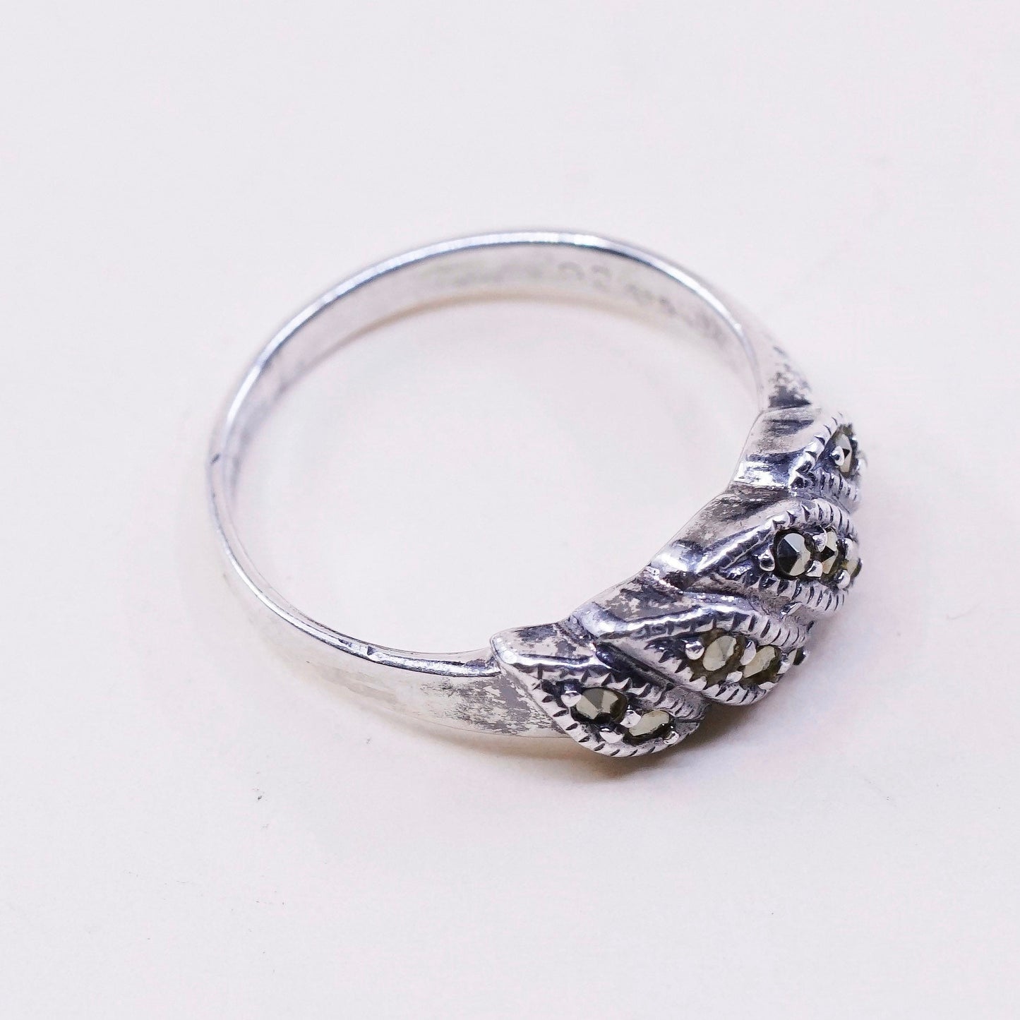 Size 6, Vintage LR Sterling 925 silver handmade ring with marcasite