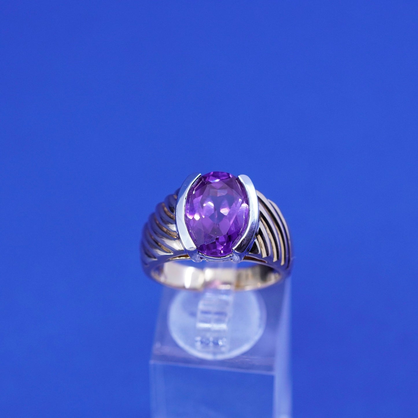 Size 10, vermeil gold over sterling 925 silver ribbed ring w/ oval amethyst