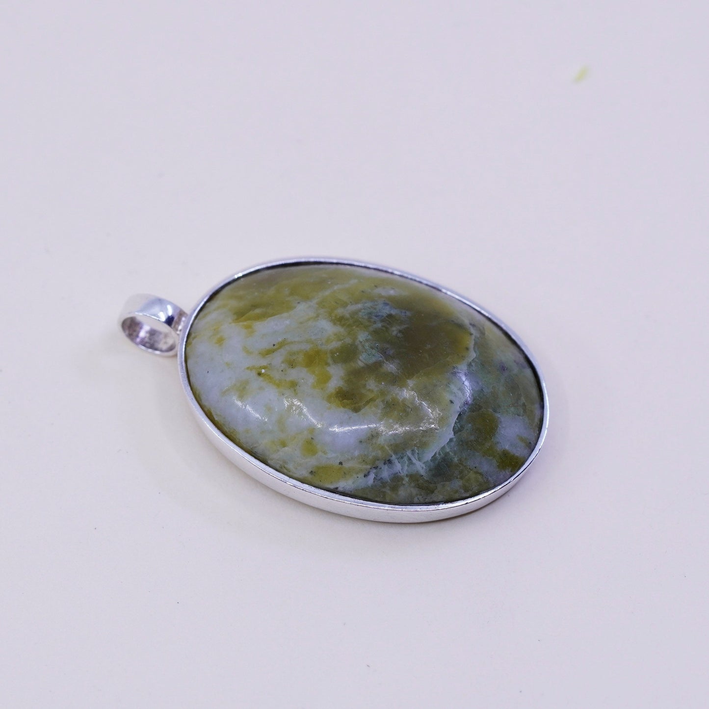 Vintage Sterling 925 silver handmade pendant with oval fine jade