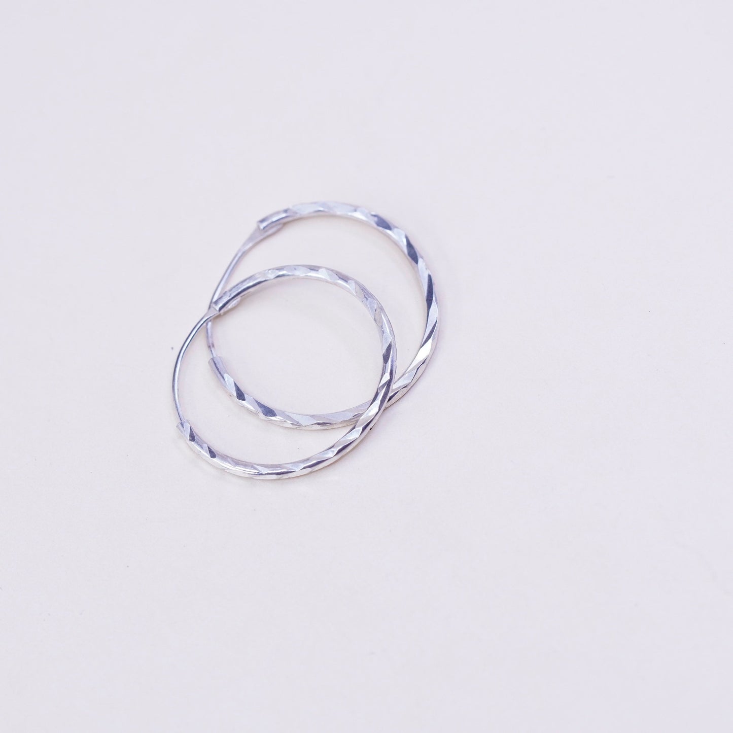 0.75”, Vintage sterling 925 silver loop earrings, fashion minimalist primitive hoops, silver tested
