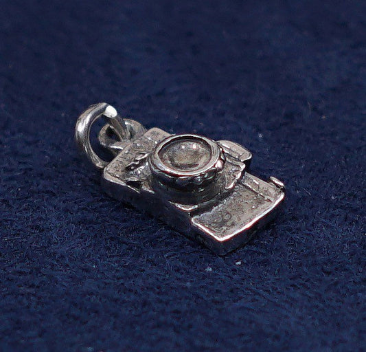 vtg Sterling silver handmade pendant, 925 old fashion camera