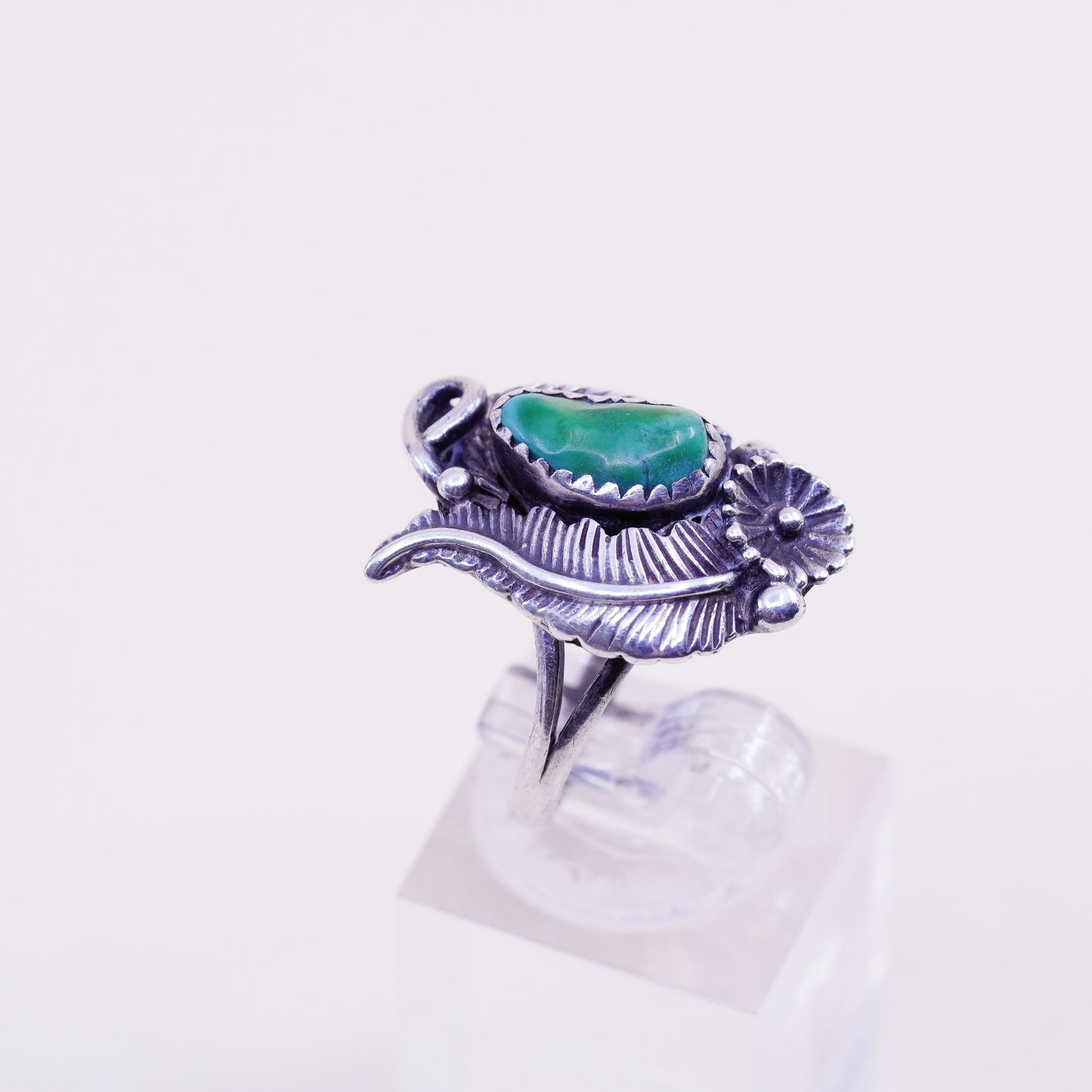 Size 7, sterling silver ring, Native American 925 ring turquoise leaf flower