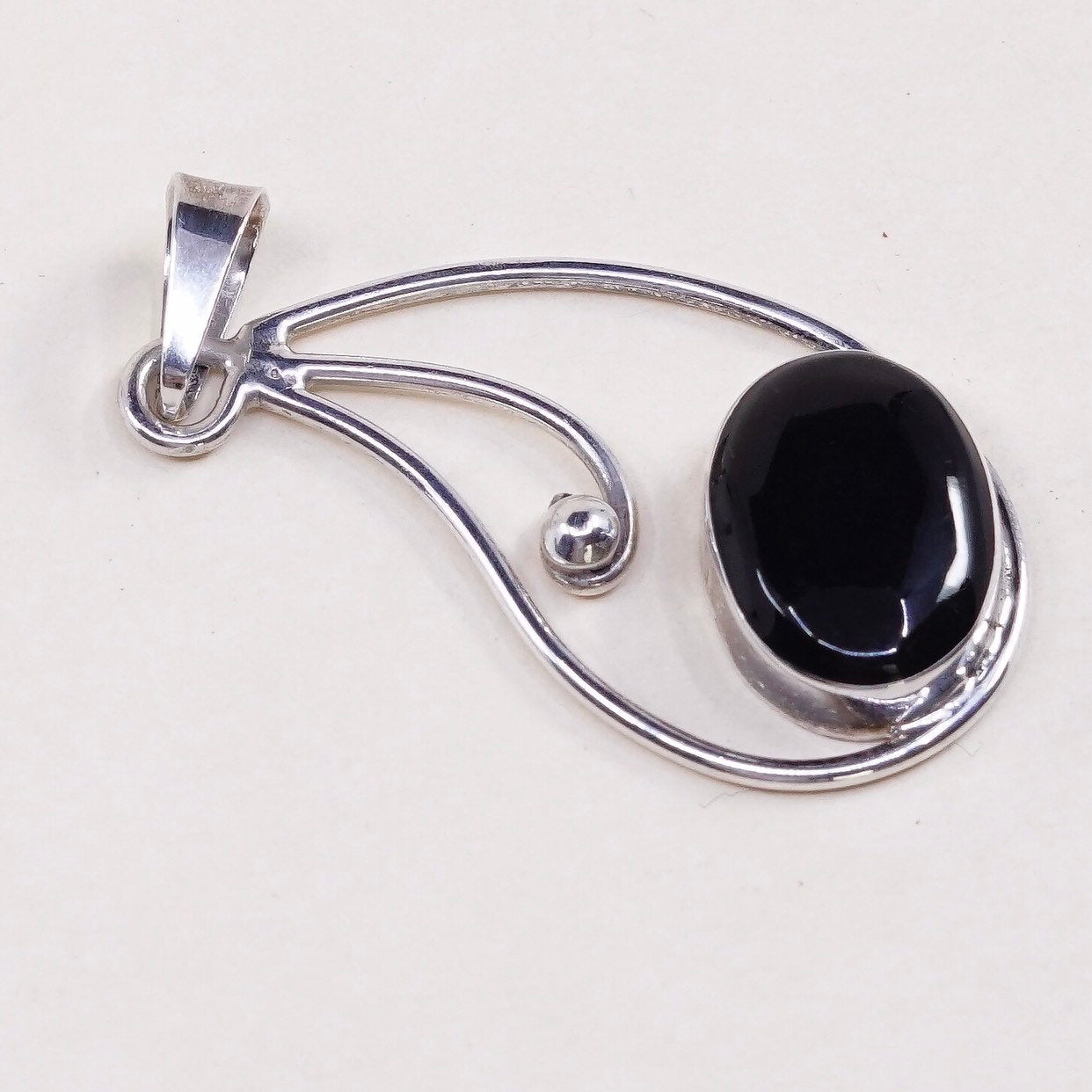 VTG mexico handmade sterling silver pendant, Mexico 925 with oval black obsidian