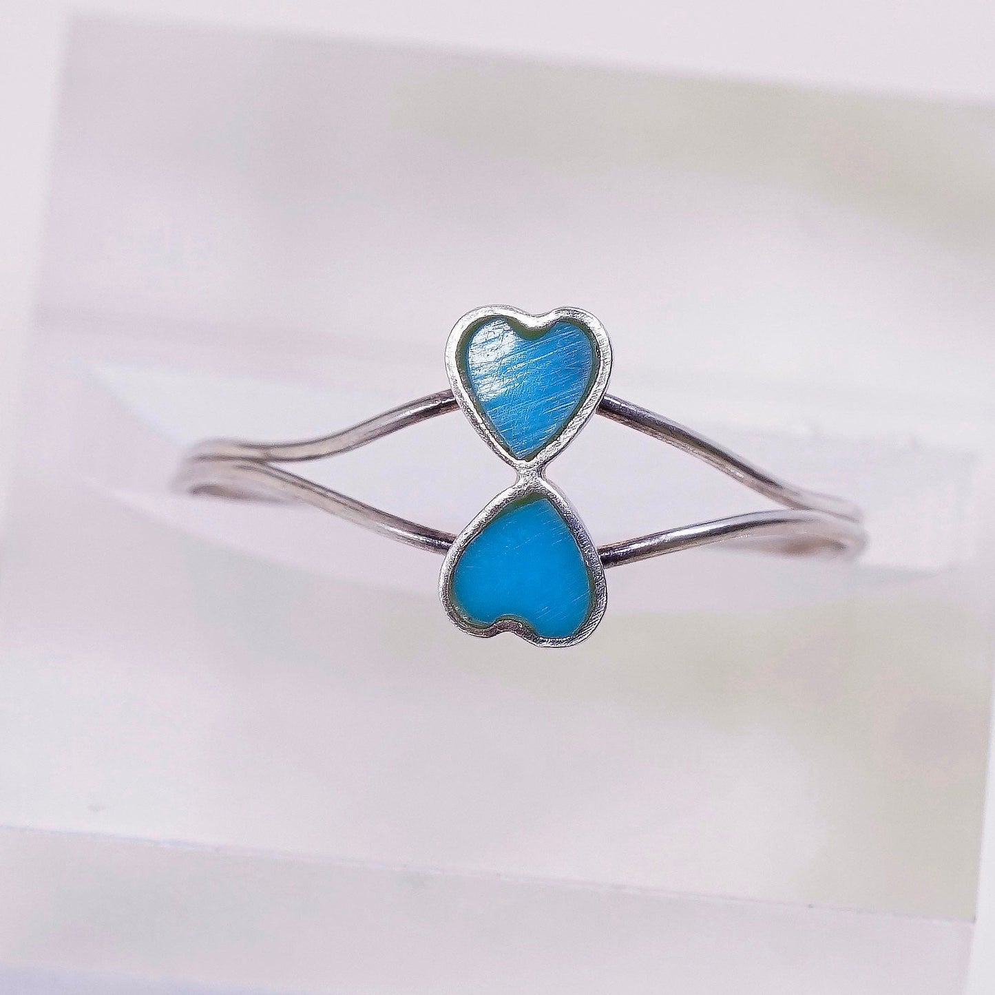sz 8.25, vtg sterling silver handmade ring, Mexico 925 ring w/ turquoise hearts