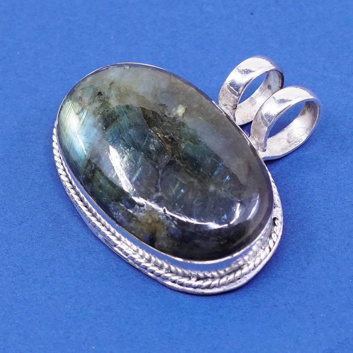 vtg Sterling silver handmade pendant, 925 oval labradorite N cable