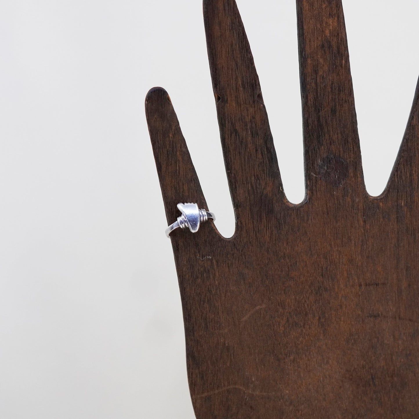 Size 1.75, Vintage sterling 925 silver handmade footprint pinky ring