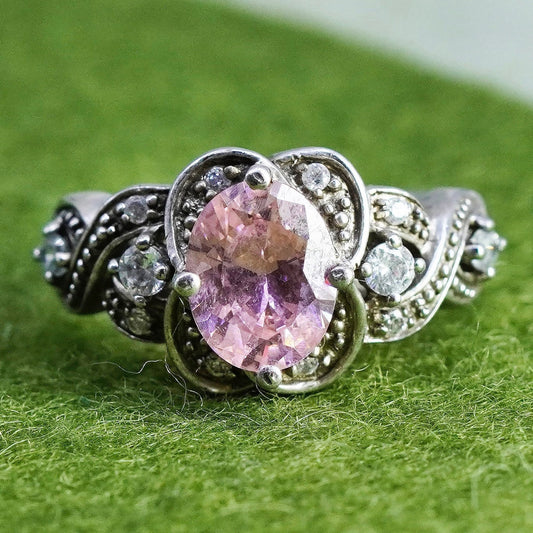 Size 7, Vintage Sterling 925 silver fashionable ring with pink clear crystal