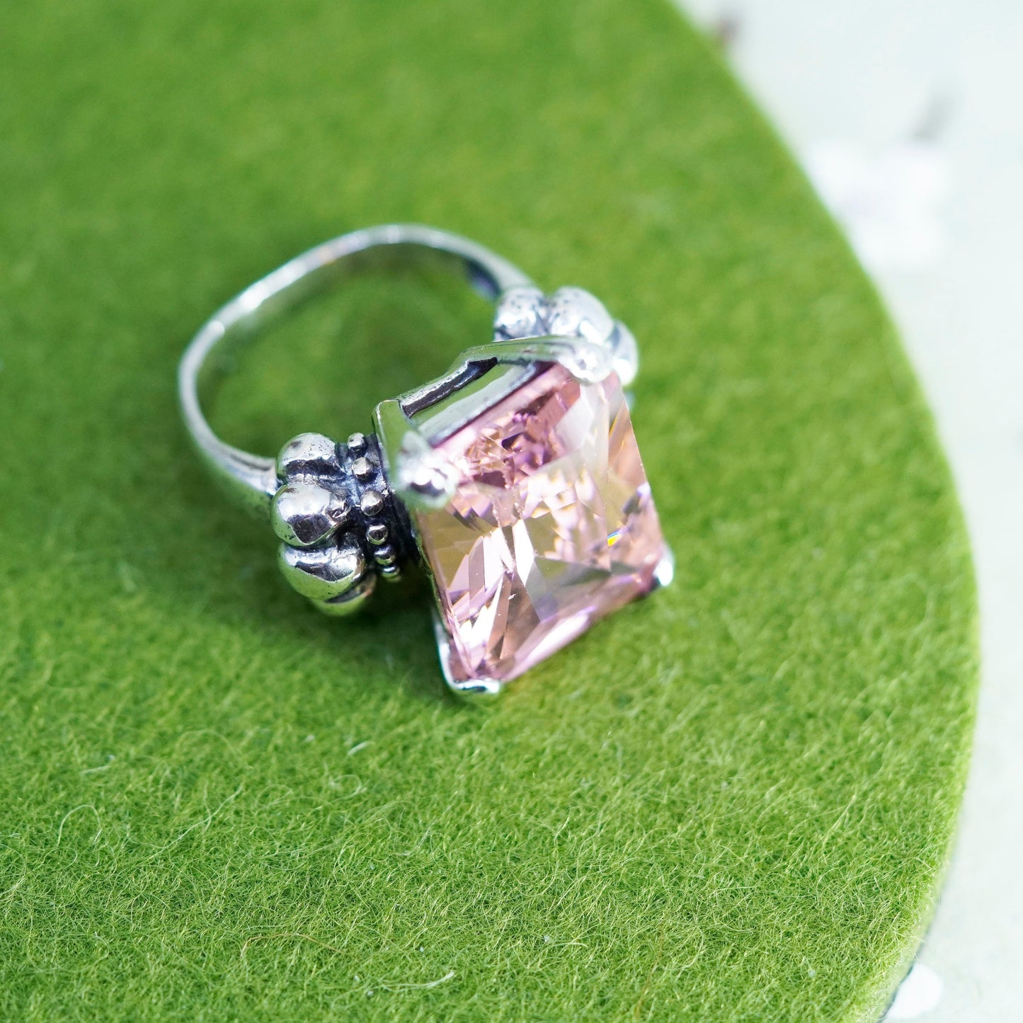 Size 6.5, VTG Sterling silver statement ring, 925 silver w/ emerald cut pink cz