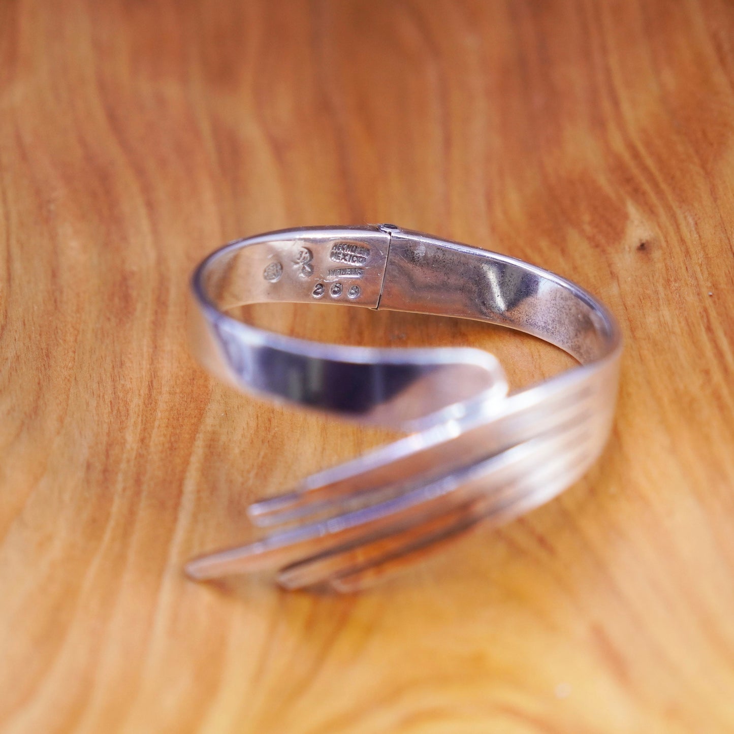 6.5”, Vintage Hecho En Sterling 925 silver handmade bracelet, fork bangle