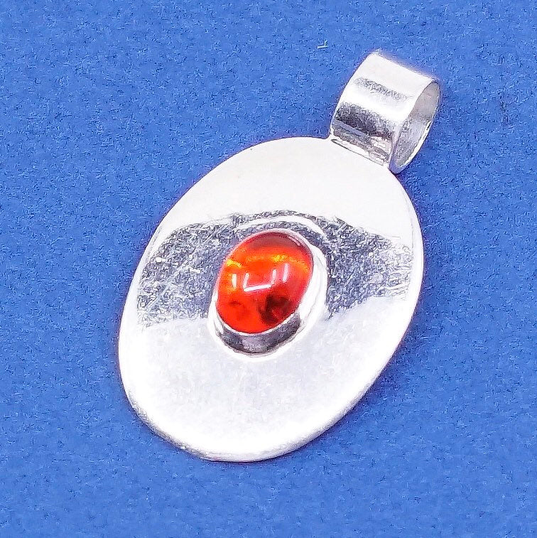 vtg Sterling silver handmade pendant, 925 pendant w/ garnet