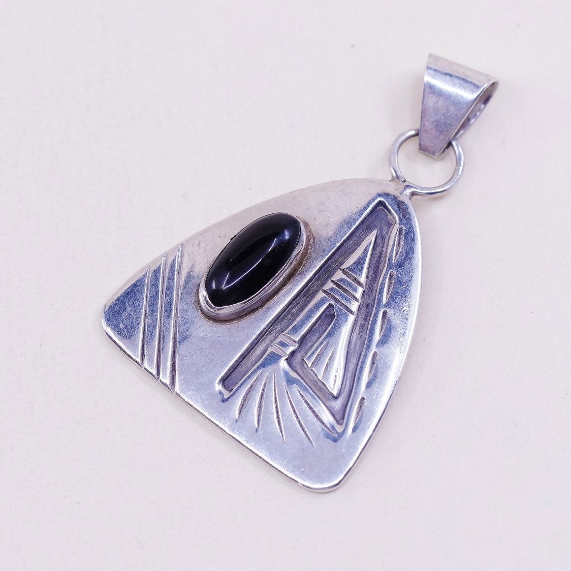 VTG sterling silver handmade pendant, 925 native American, arrow w/ obsidian