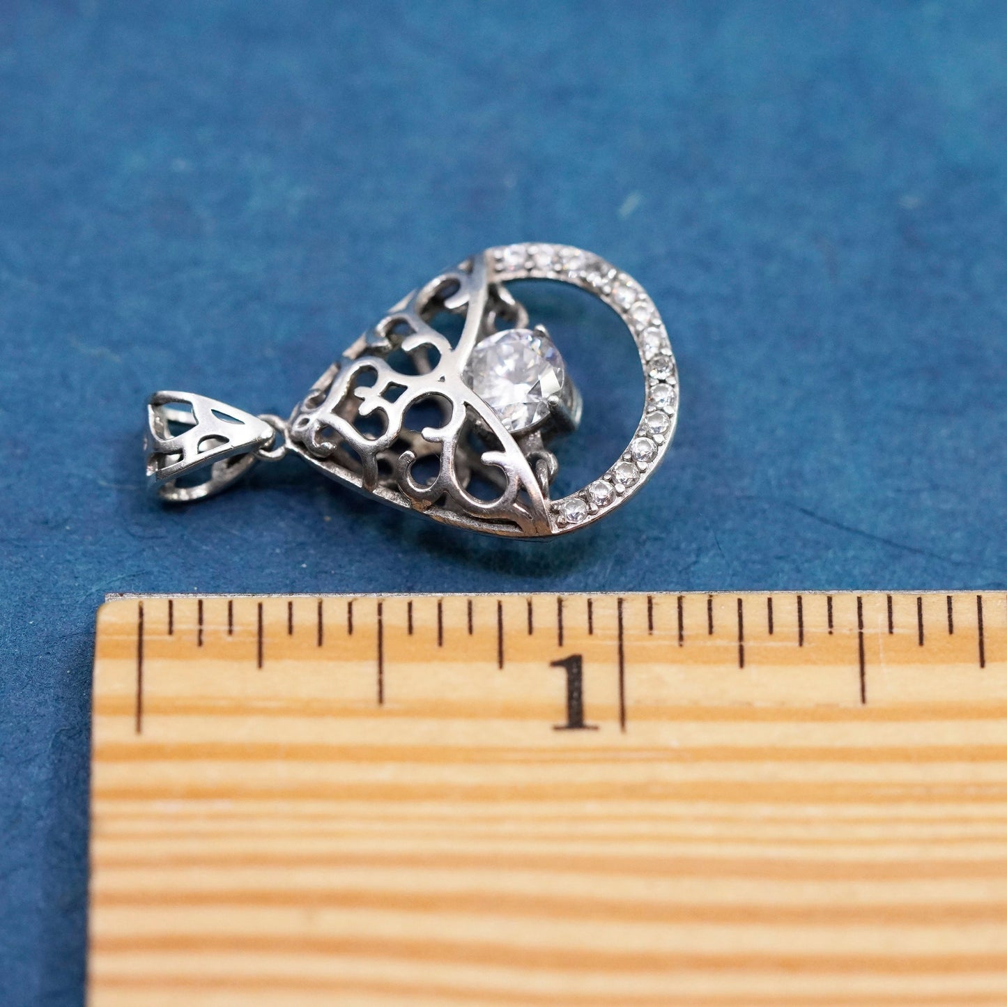 vintage Sterling 925 silver handmade filigree teardrop pendant with dancing cz