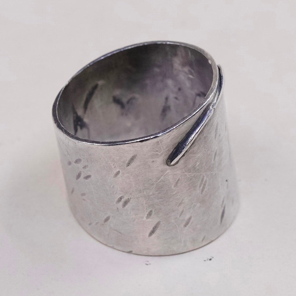 Size 10, vtg sterling silver handmade ring, 925 wide band, silver tested