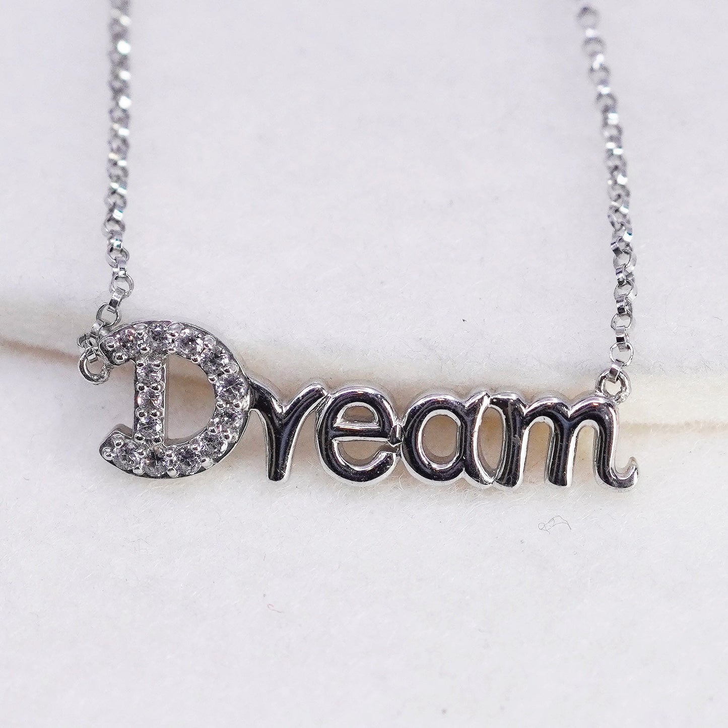 18”, Sterling 925 silver handmade flatten circle necklace word “dream” pendant