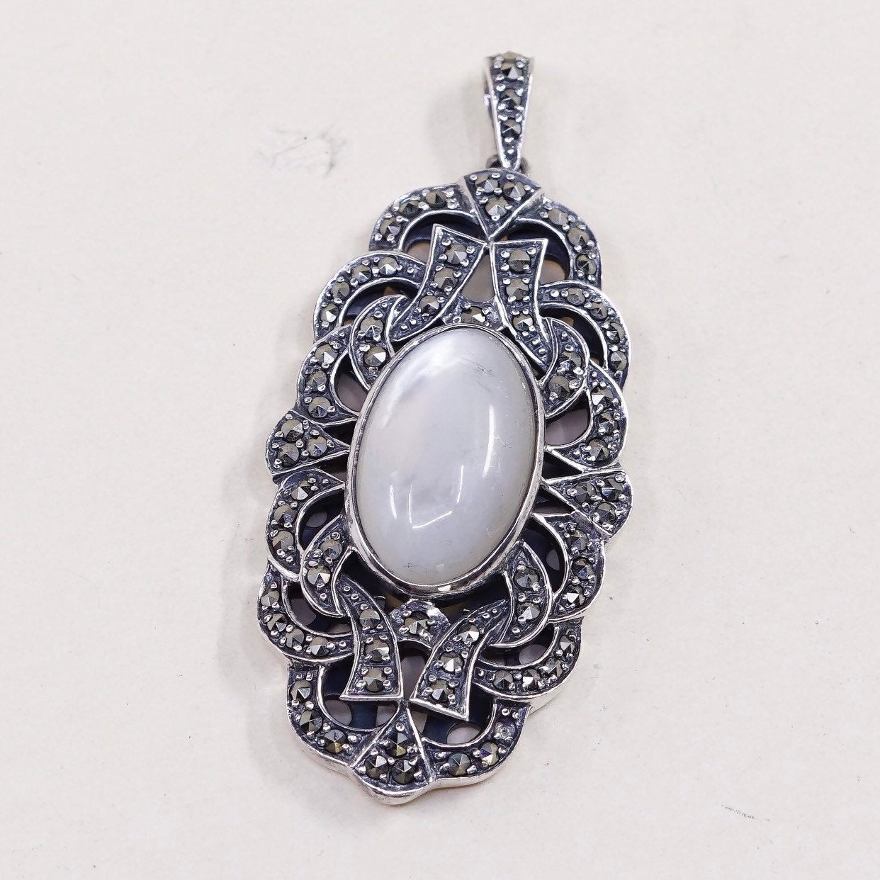 VTG SR sterling silver handmade pendant, mother of pearl w/ marcasite pendant