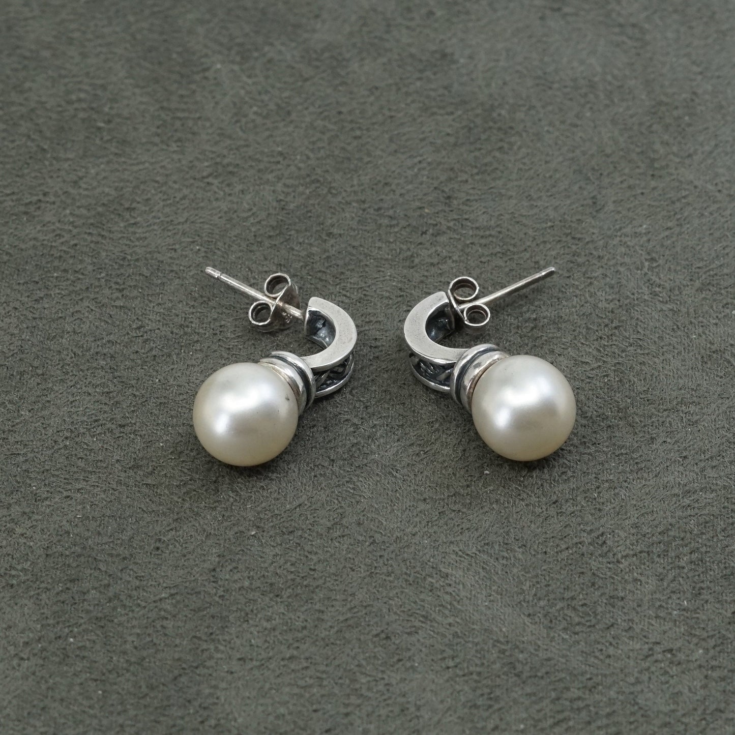 vtg Sterling silver handmade earrings, studs 925 w/ faux pearl N woven texture