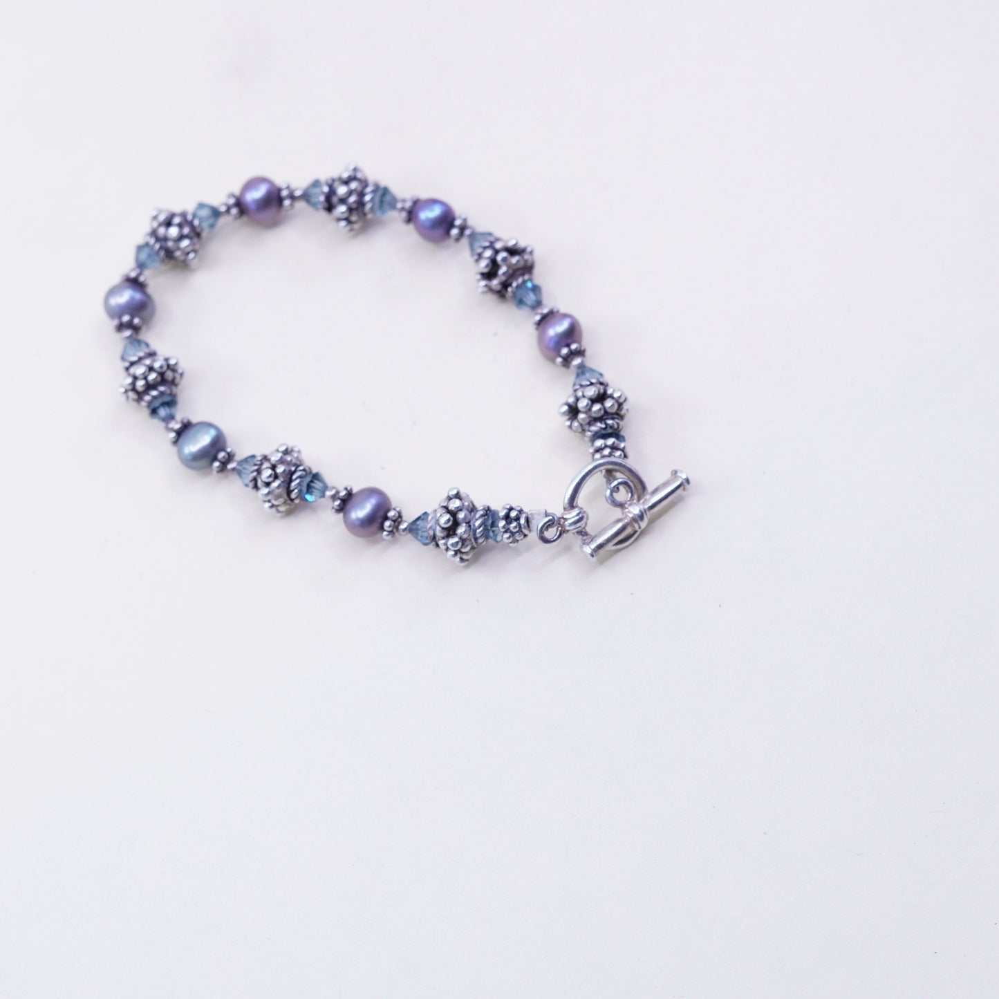 6”, Sterling 925 silver bracelet, pearl beads with crystal and heart closure