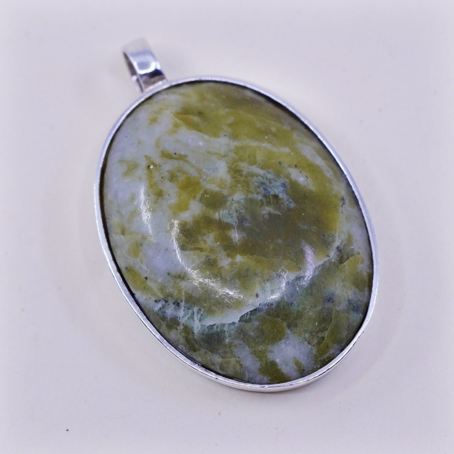 Vintage Sterling 925 silver handmade pendant with oval fine jade